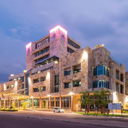 玛莎广场酒店 哈博罗内 外观 照片
